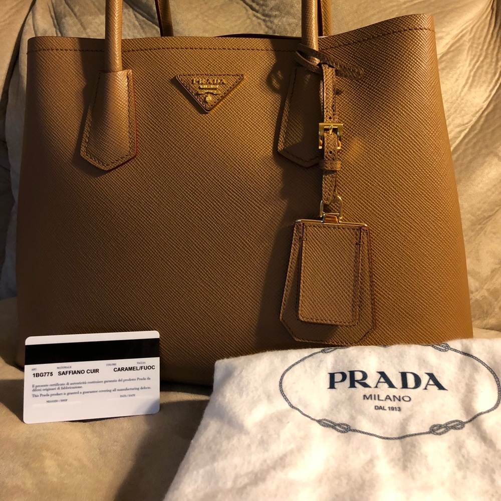 PRADA med. cuir saffiano double bag (Caramel/Red)